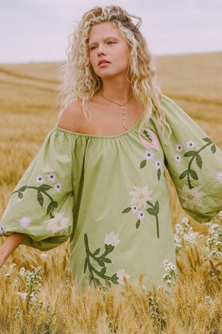 wonderland-dress